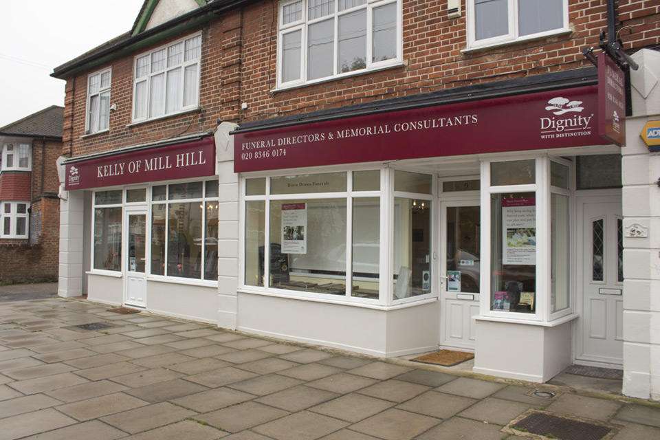 Kelly of Mill Hill Funeral Directors | 9 The Parade, Holders Hill Road, London, Hendon NW7 1LY, UK | Phone: 020 8346 0174