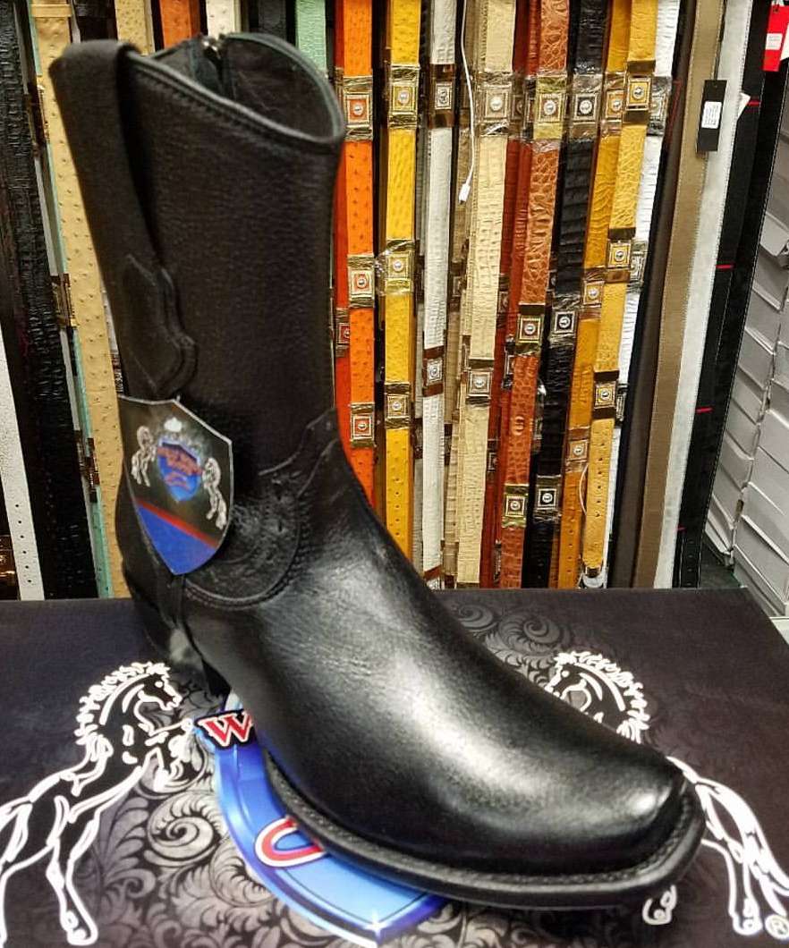 Vallejo Western Wear | 25211 Sunnymead Boulevard, Moreno Valley, CA 92553, USA | Phone: (951) 247-0235