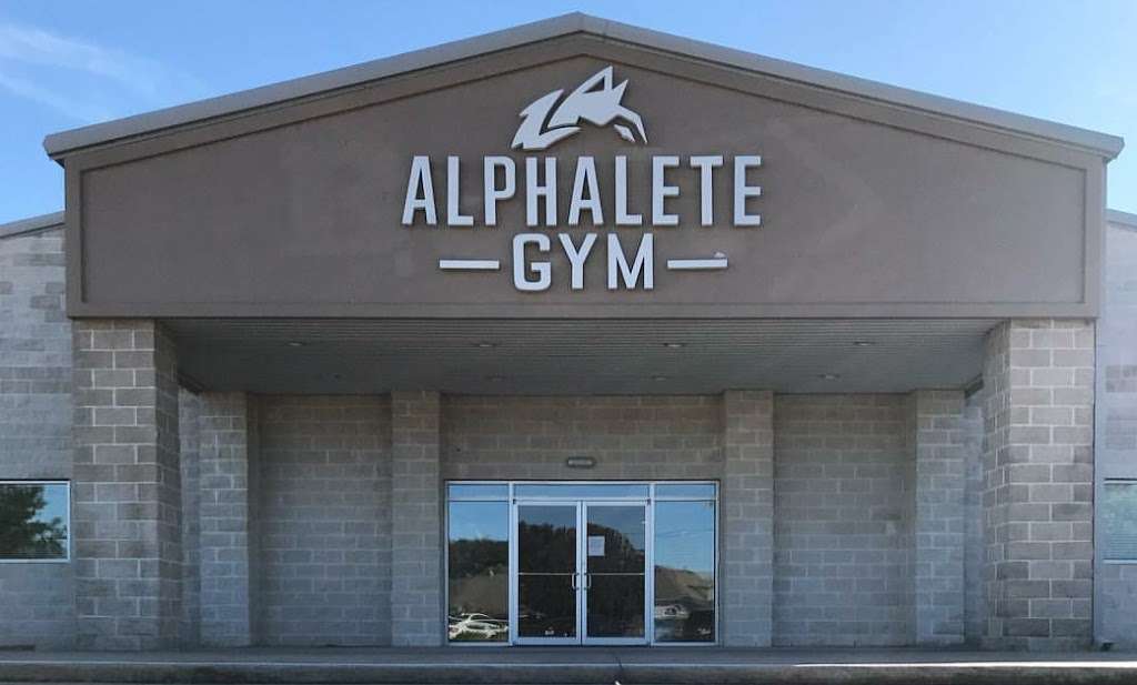 Alphalete Gym | 711 Avenue E, Stafford, TX 77477, USA | Phone: (281) 969-7545