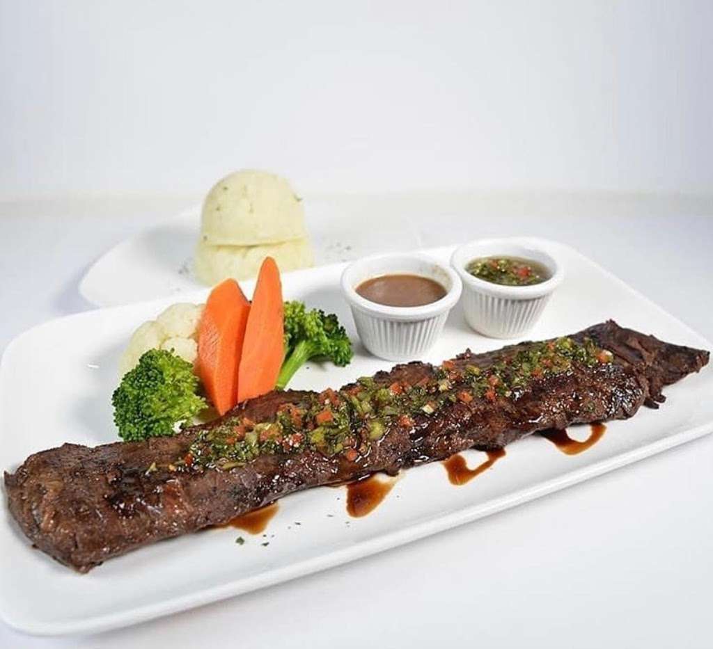 Melao Cafe Restaurant | 19605 NW 57th Ave, Miami Gardens, FL 33055, USA | Phone: (305) 760-2086