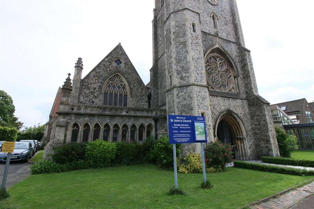 St Johns Church, Tunbridge Wells | Amherst Rd, Tunbridge Wells TN4 9LG, UK | Phone: 01892 540897