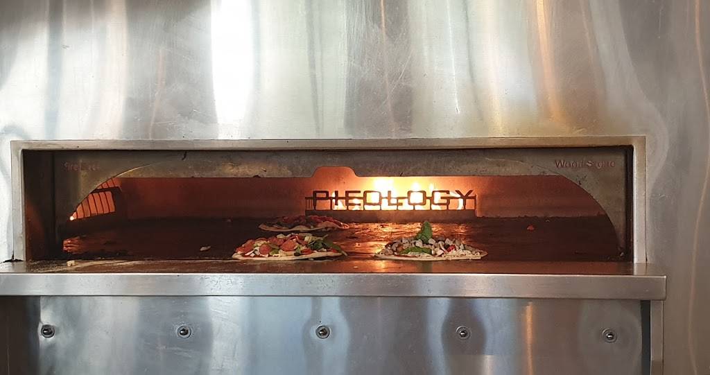 Pieology Pizzeria | 2092 N Bellflower Blvd, Long Beach, CA 90815 | Phone: (562) 430-5890