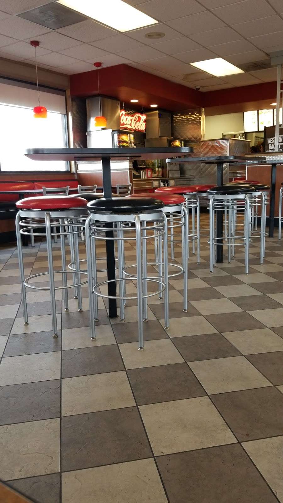 Carls Jr. | 4211 E 104th Ave, Thornton, CO 80233, USA | Phone: (303) 255-2062