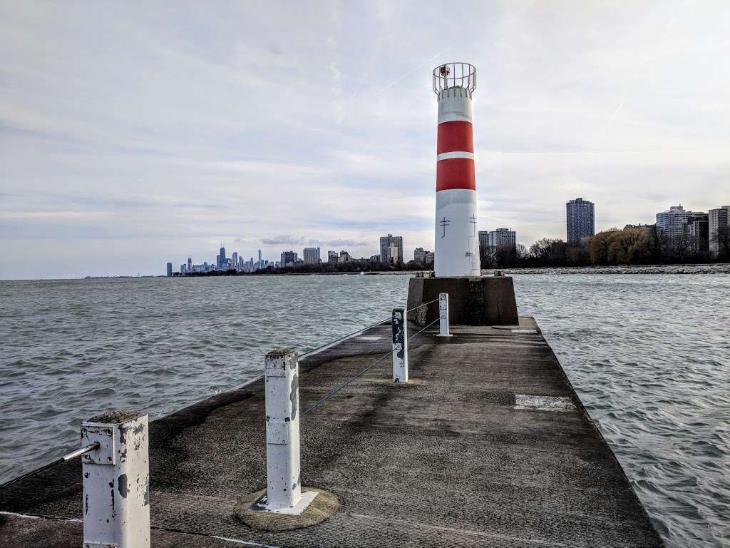 Grove 16 - Montrose Harbor | 600, W Montrose Harbor Dr, Chicago, IL 60613, USA