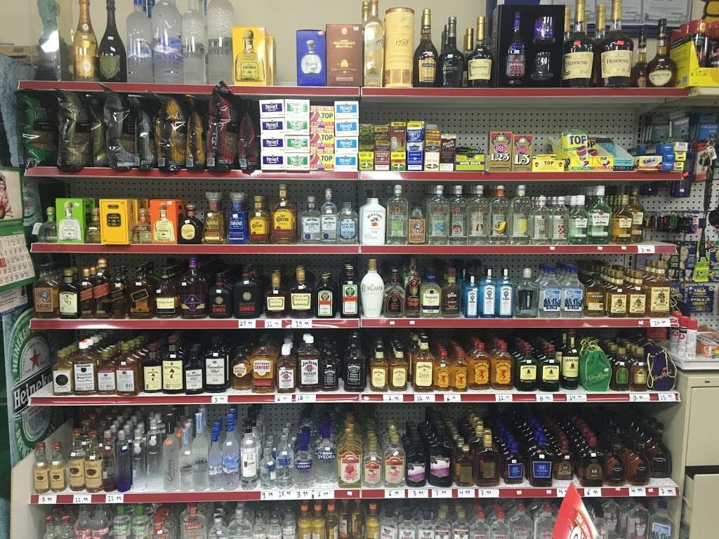 Addison Superette Food and Liquor | 6122 W Addison St, Chicago, IL 60634, USA | Phone: (773) 777-7050