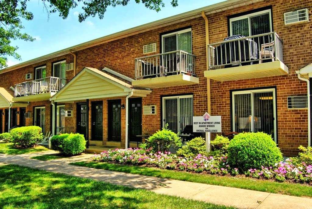 Independence Crossing Apartments | 10 Lexington Dr, Phoenixville, PA 19460 | Phone: (610) 933-0250