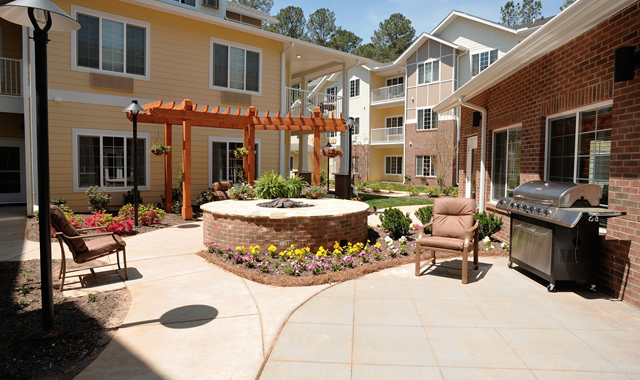 Whispering Pines Gracious Retirement Living | 7501 Lead Mine Rd, Raleigh, NC 27615, USA | Phone: (984) 444-5418