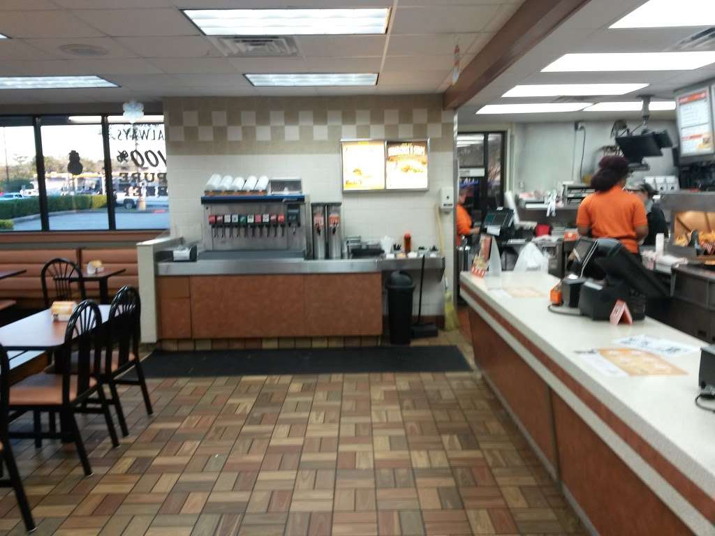 Whataburger | 106 N Friendswood Dr, Friendswood, TX 77546, USA | Phone: (281) 996-9171