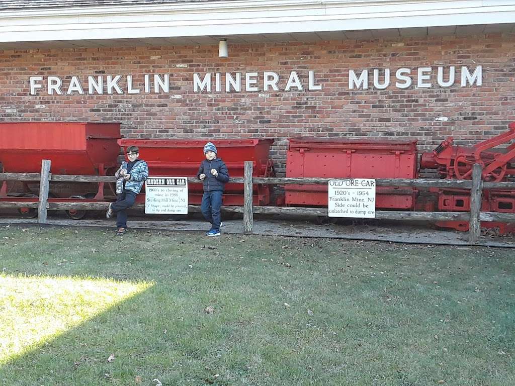 Franklin Mineral Museum Inc | 32 Evans St, Franklin, NJ 07416, USA | Phone: (973) 827-3481