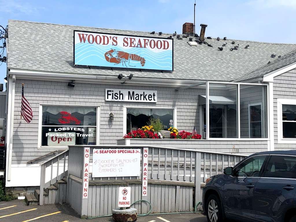 Woods Seafood | 15 Town Wharf, Plymouth, MA 02360, USA | Phone: (508) 746-0261