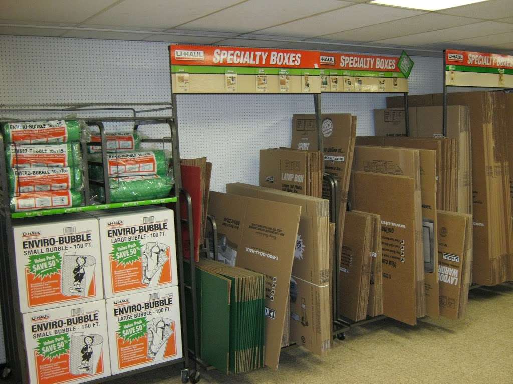 U-Haul of Northshore | 13330 I-10, Houston, TX 77015, USA | Phone: (713) 453-3884