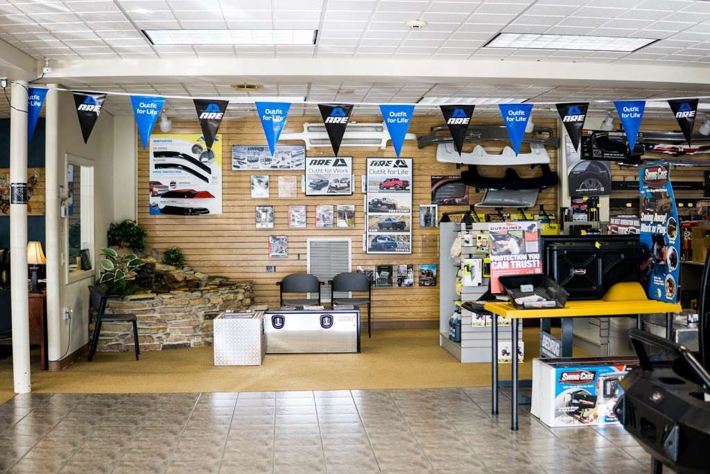 Little Stream Vehicle Accessories | 505 E Main St, New Holland, PA 17557, USA | Phone: (717) 355-0829