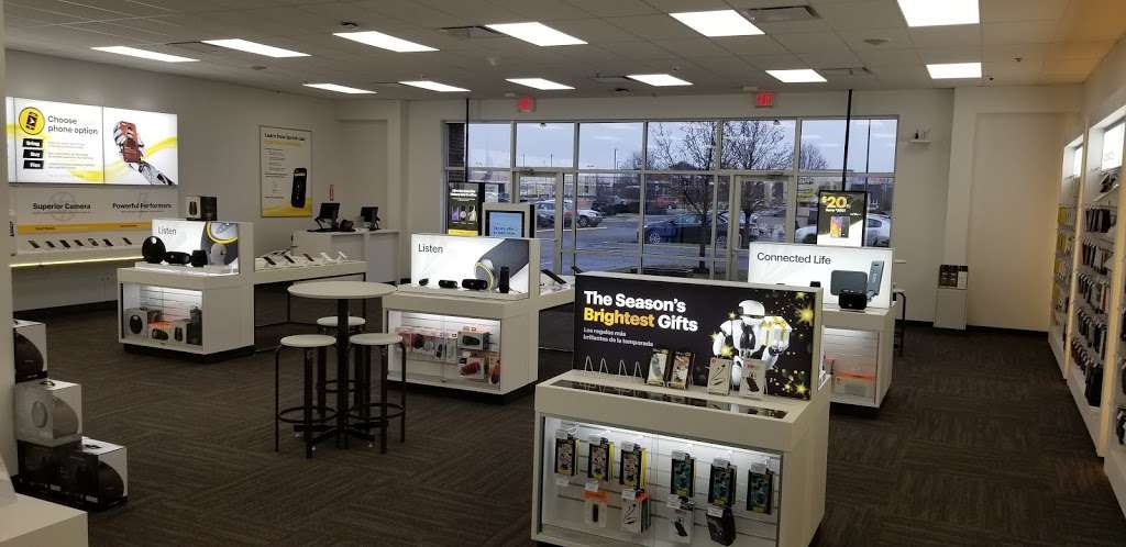 Sprint Store | Photo 4 of 10 | Address: 1279 N Emerson Ave Unit A-4, Greenwood, IN 46143, USA | Phone: (317) 215-7566