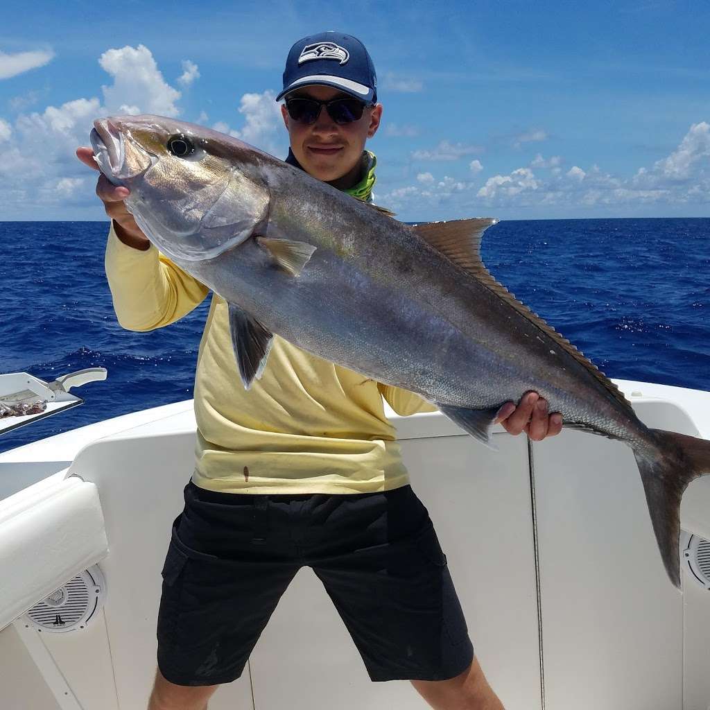 REEL INTENSE FISHING CHARTERS | 255 E 22nd Ct, Riviera Beach, FL 33404, USA | Phone: (561) 310-2690