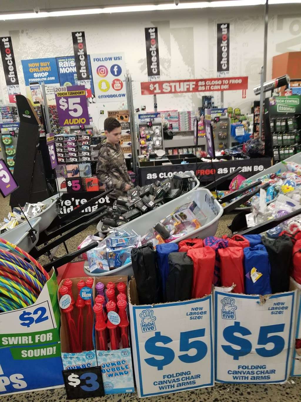 Five Below | The Court At Oxford Valley, 128 Commerce Blvd, Fairless Hills, PA 19030, USA | Phone: (215) 547-2485