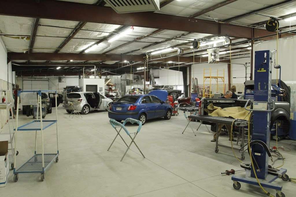 Mahnke Auto Body | 109 W Walnut St, Brighton, CO 80601, USA | Phone: (303) 654-1191