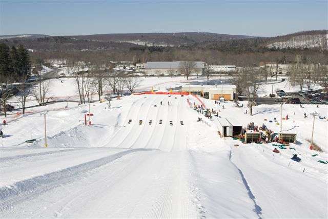 White Lightning Snowtubing | 124 Golf Dr #2, East Stroudsburg, PA 18302 | Phone: (800) 335-1113