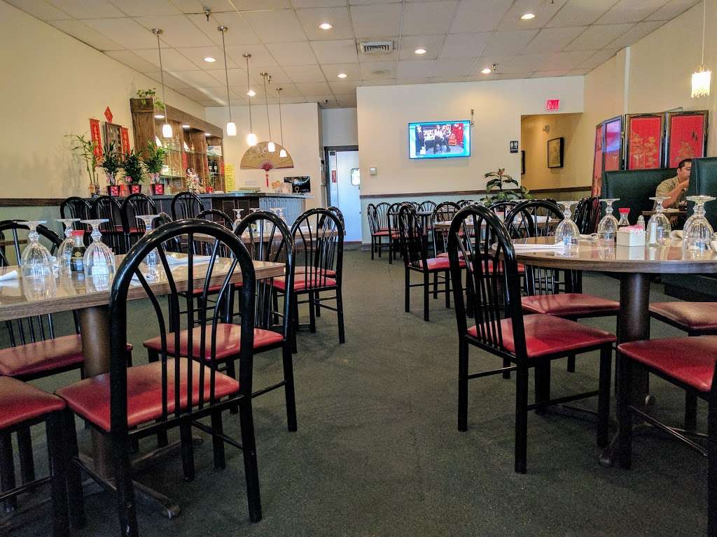 Hunan Taste Restaurant | 8088 Rolling Rd, Springfield, VA 22153, USA | Phone: (703) 455-1818
