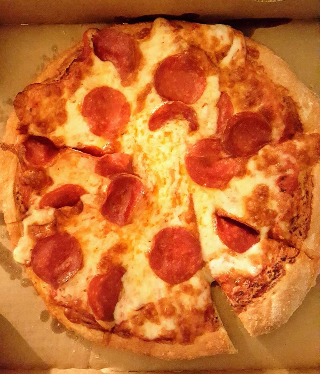 Manhattan Pizza II | 4955 E Craig Rd #14, Las Vegas, NV 89115, USA | Phone: (702) 643-6664
