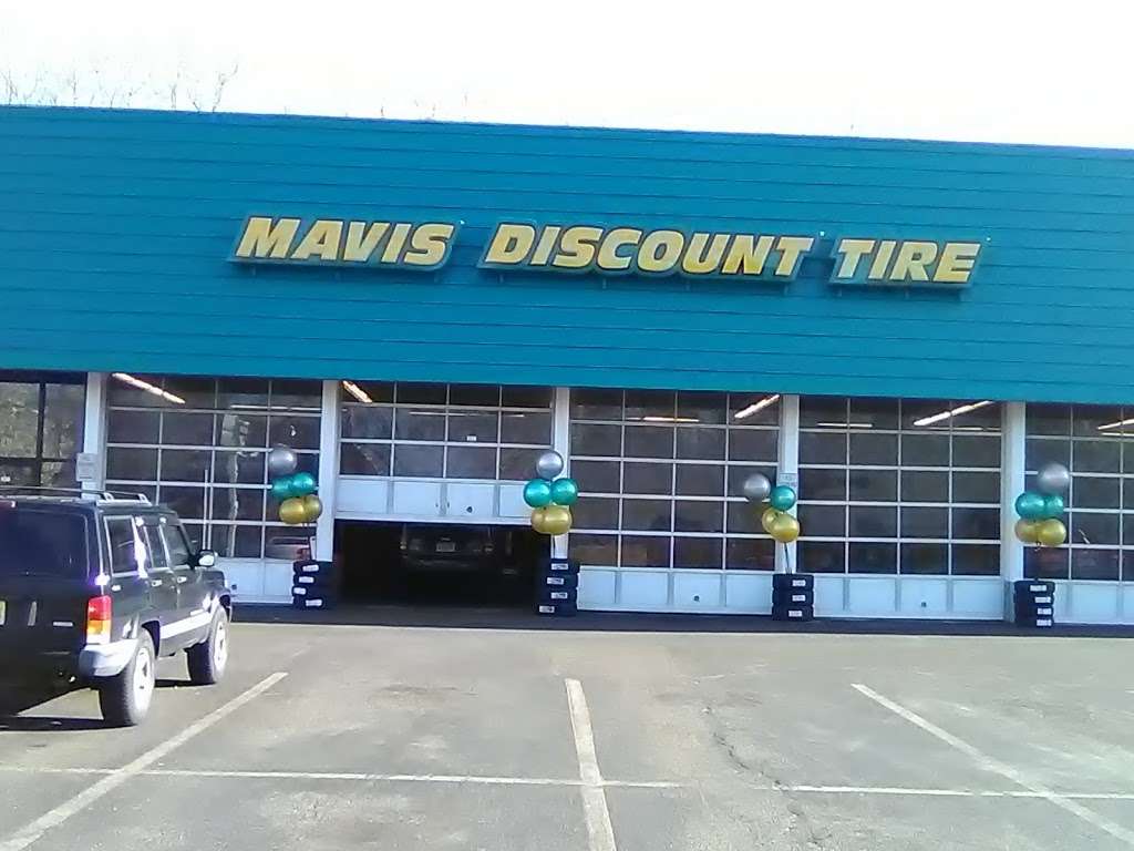 Mavis Discount Tire | 350 NJ-70, Lakewood, NJ 08701, USA | Phone: (732) 941-3733