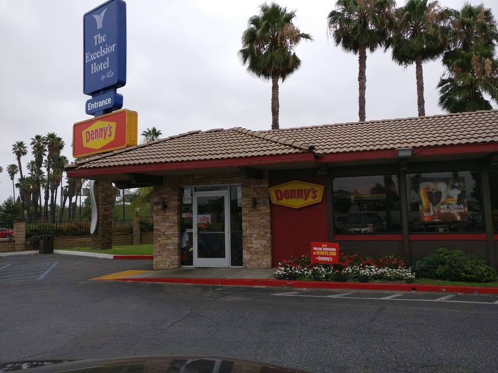 Dennys | 16907 S Pioneer Blvd, Artesia, CA 90701 | Phone: (562) 809-1194