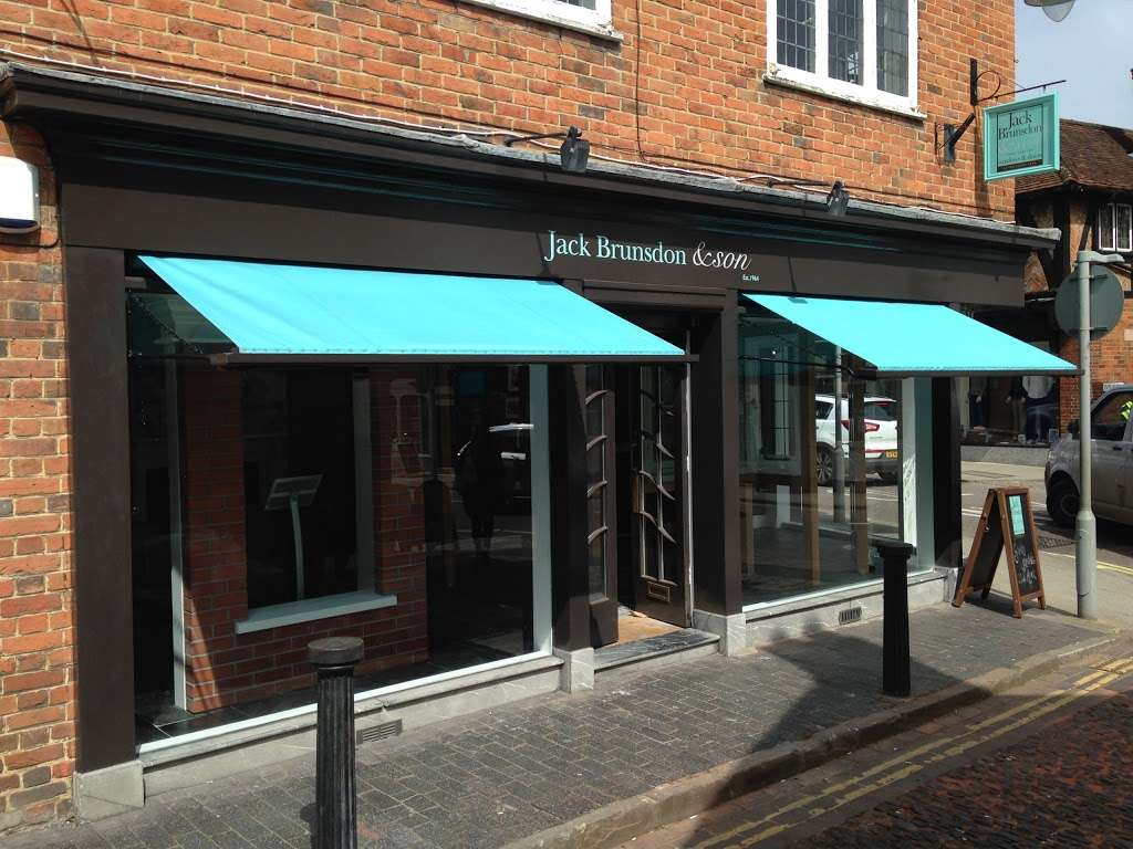 Surrey Blinds & Awnings | Boothlands Bungalow, Partridge Lane, Newdigate, Dorking RH5 5BP, UK | Phone: 01293 871196