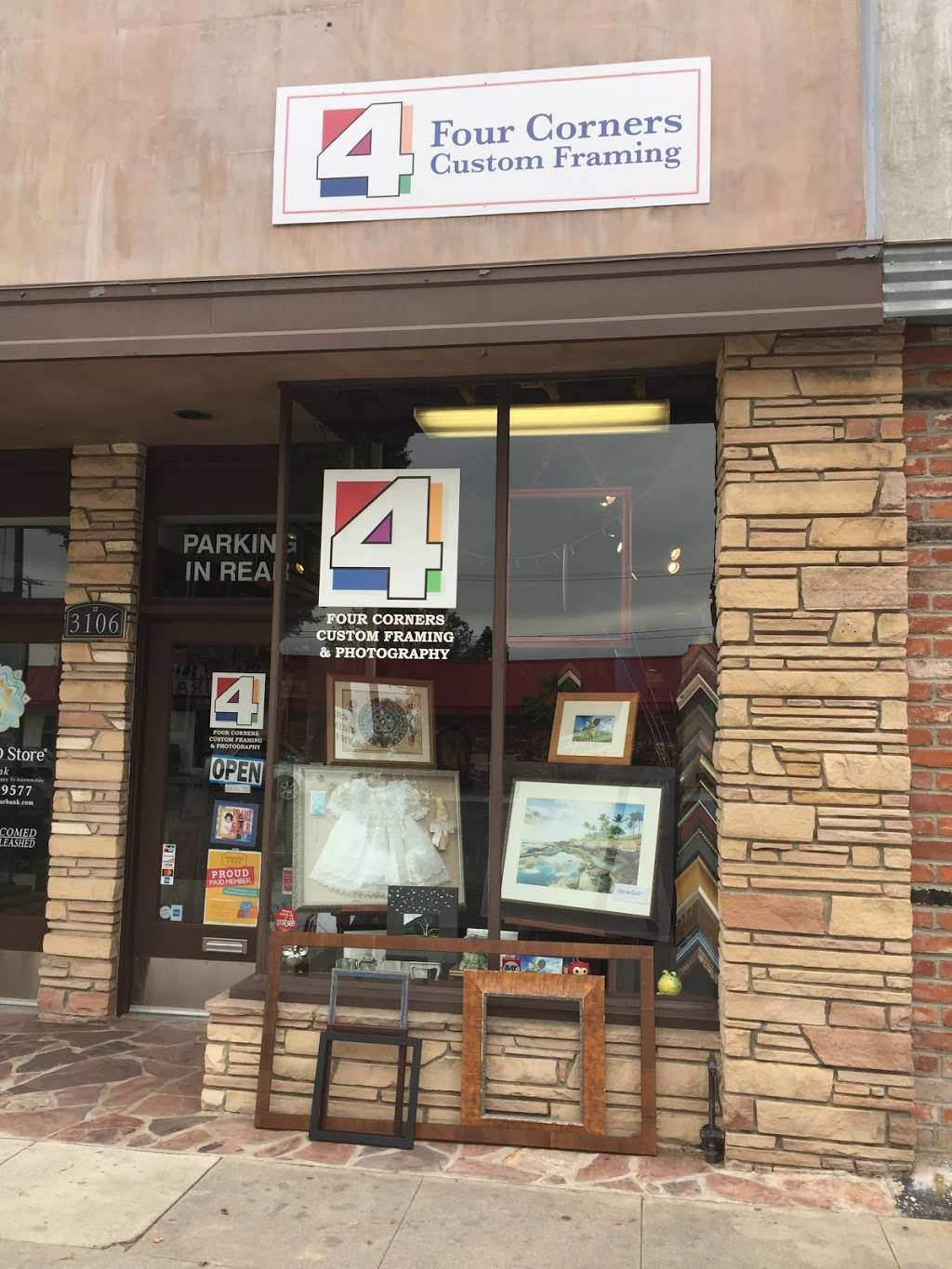 Four Corners Custom Framing | 3106, 1/2 W Magnolia Blvd, Burbank, CA 91505, USA | Phone: (818) 842-5511