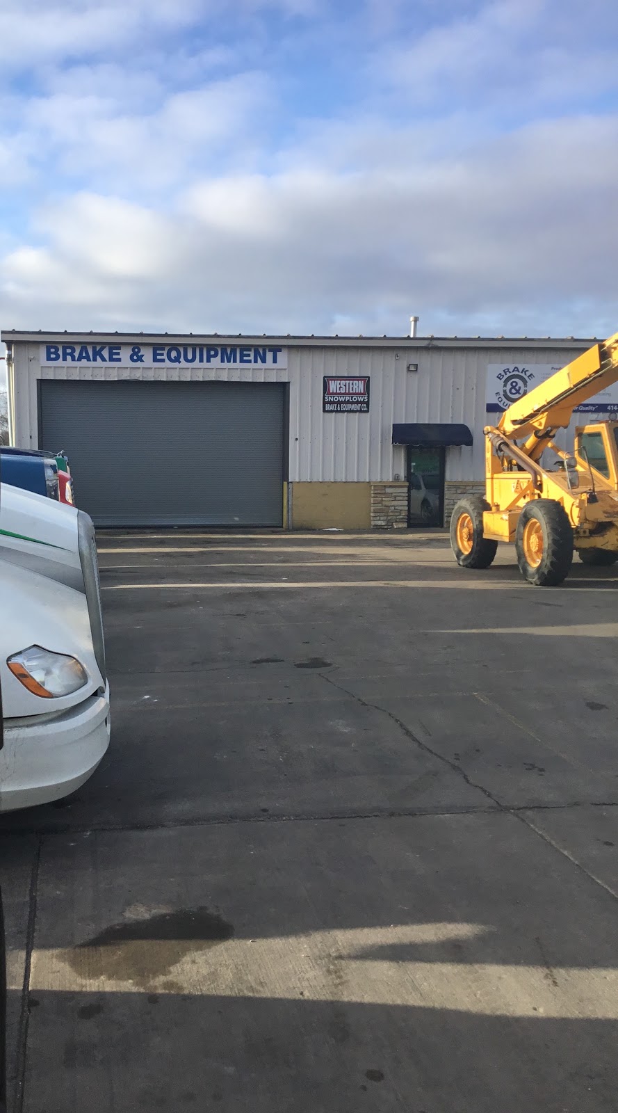 Brake & Equipment Milwaukee | 12773 W Silver Spring Dr, Butler, WI 53007 | Phone: (414) 527-2300