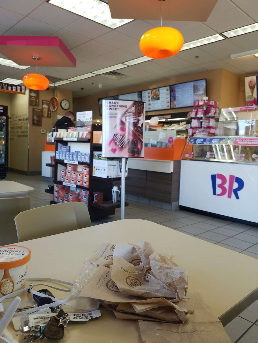 Dunkin Donuts | 8305 Ice Crystal Dr, Scaggsville, MD 20723 | Phone: (301) 498-3250