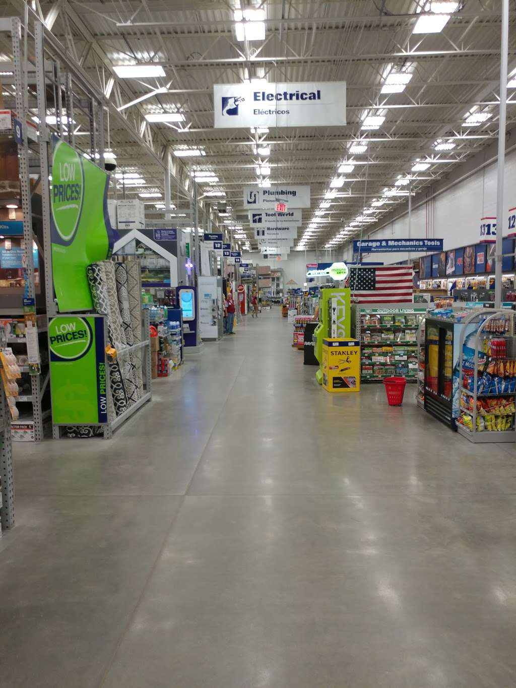 Lowes Home Improvement | 3500 10th St, Columbus, IN 47201, USA | Phone: (812) 376-0521