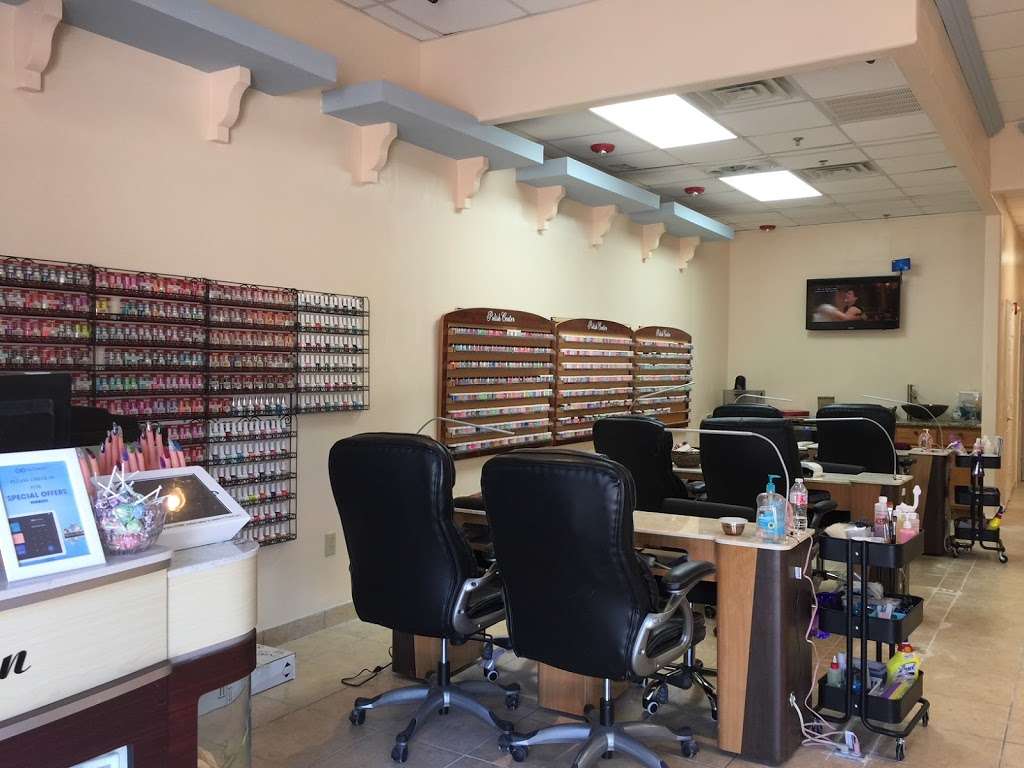 Tip N Toe Nails Spa | 12002 Shadow Creek Pkwy #102, Pearland, TX 77584 | Phone: (713) 436-0788