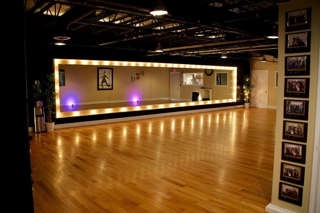 Fred Astaire Dance Studio | 835 W Central St #3, Franklin, MA 02038, USA | Phone: (508) 528-6200