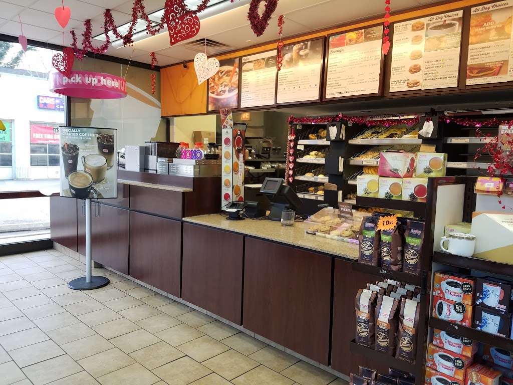 Dunkin | 2658 Green Bay Rd, Evanston, IL 60201, USA | Phone: (847) 869-6667