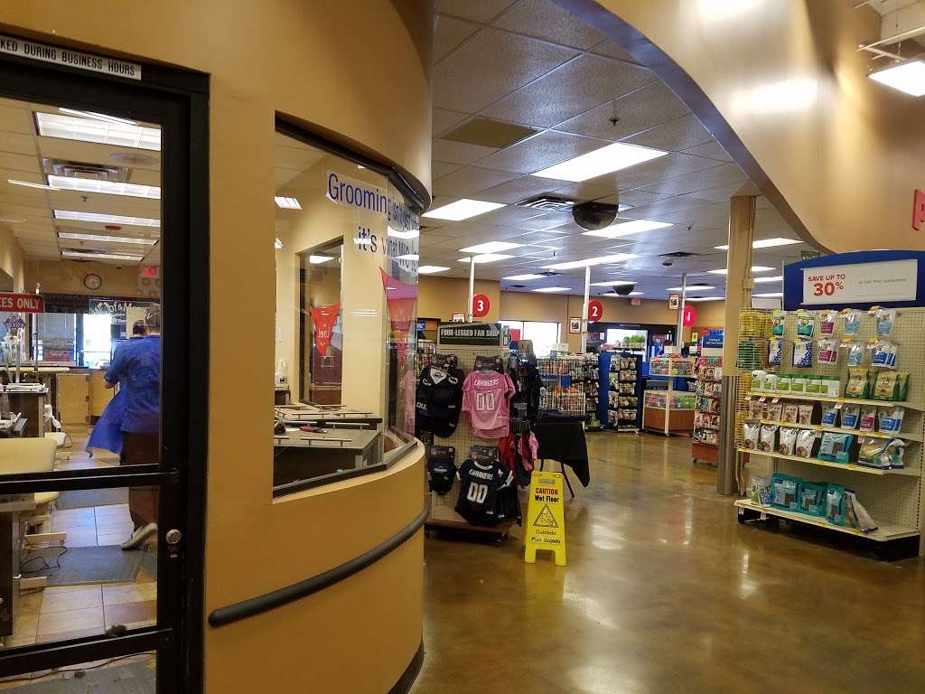 PetSmart | 573 N McKinley St, Corona, CA 92879, USA | Phone: (951) 340-0501