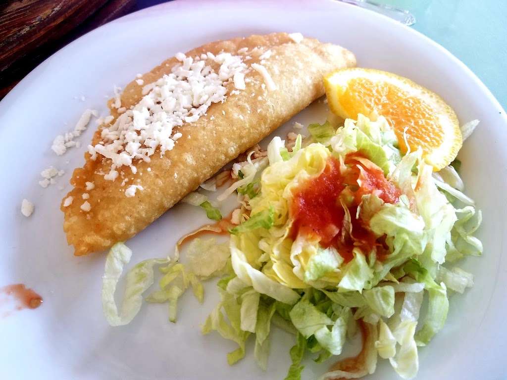 La Barca Jalisco Restaurant | 8407 Washington Blvd, Pico Rivera, CA 90660, USA | Phone: (562) 942-7060