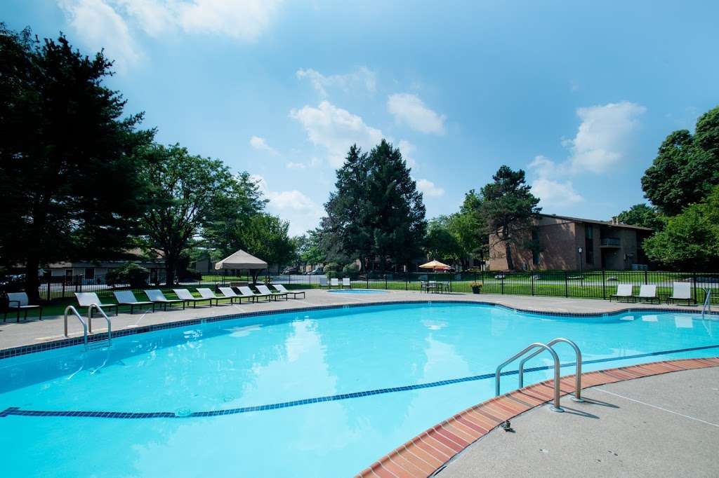 Madison at the Lakes | 3218 W Cedar St, Allentown, PA 18104, USA | Phone: (610) 395-0922