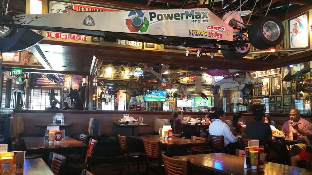 54th Street Restaurant & Drafthouse | 17122 IH 10 W, San Antonio, TX 78257, USA | Phone: (210) 690-5424