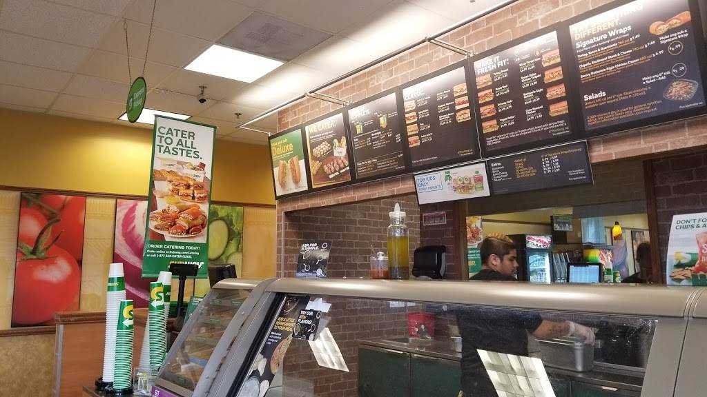 Subway | 8720 NE Centerpointe Dr Suite 201, Vancouver, WA 98665, USA | Phone: (360) 254-4499