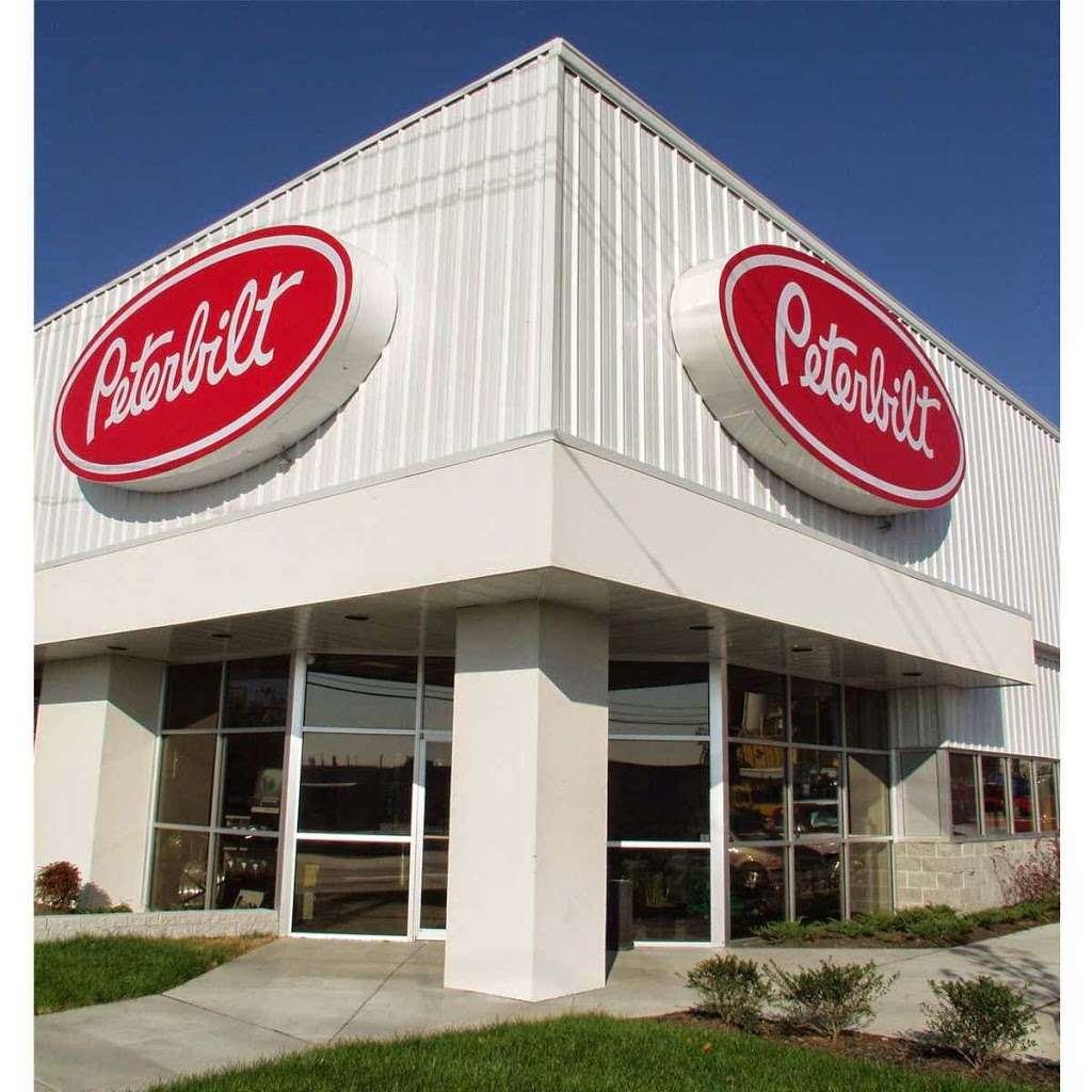 The Peterbilt Store - Baltimore | 5100 Holabird Ave, Baltimore, MD 21224, USA | Phone: (410) 342-3400