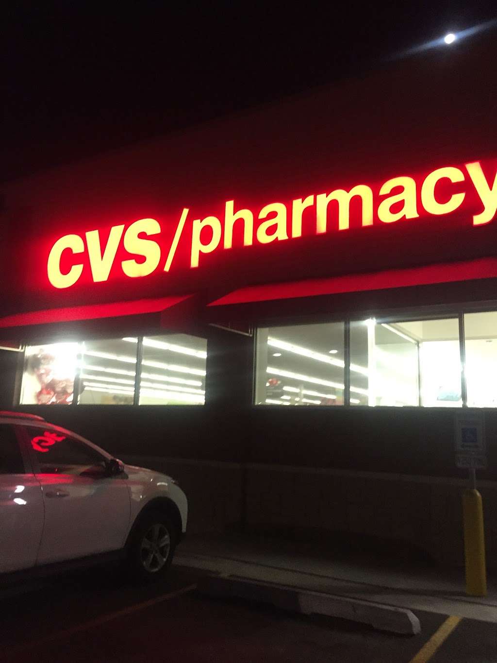 CVS | 3780 Willow Rd, Northbrook, IL 60062 | Phone: (847) 326-1201