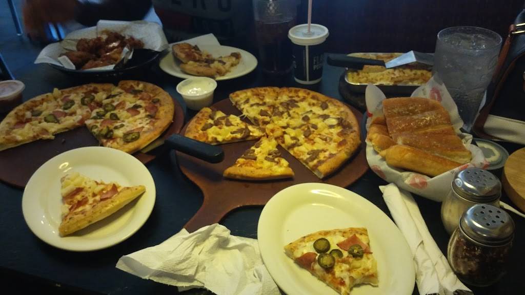 Pizza Hut | 1528 Sweetwater Rd Suite E&F, National City, CA 91950, USA | Phone: (619) 474-8894