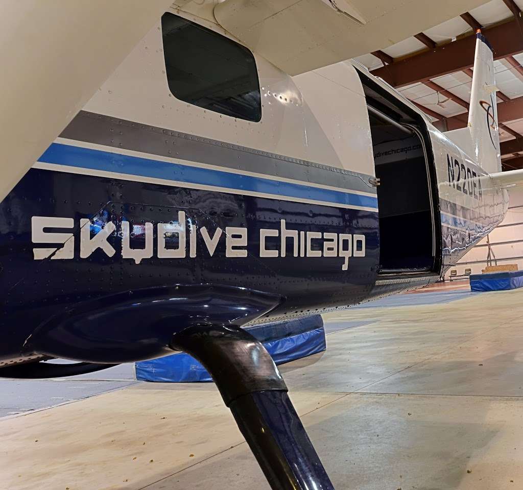 Skydive Chicago | 3215 E 1969th Rd, Ottawa, IL 61350, USA | Phone: (815) 433-0000