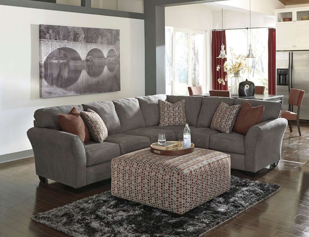 Modern Furniture Outlet | 30 N Black Horse Pike, Bellmawr, NJ 08031, USA | Phone: (856) 933-2007