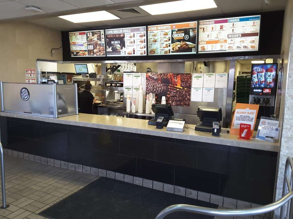 Burger King | 16711 Nacogdoches Rd, San Antonio, TX 78266, USA | Phone: (210) 651-9759