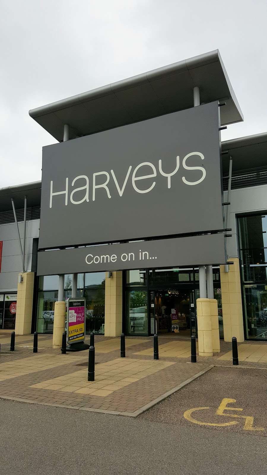 Harveys Furniture Grays | D1, Lakeside Retail Park, W Thurrock Way, Grays RM20 1WN, UK | Phone: 01708 863521