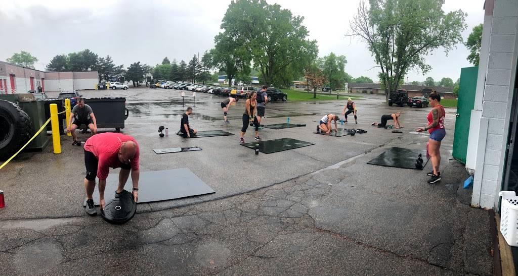 CrossFit Minnetonka | 2806 Hedberg Dr, Minnetonka, MN 55305, USA | Phone: (612) 351-1611