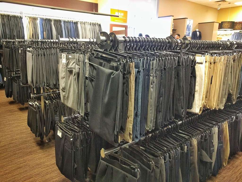 Mens Wearhouse | 1374 Torrence Ave, Calumet City, IL 60409 | Phone: (708) 862-3921