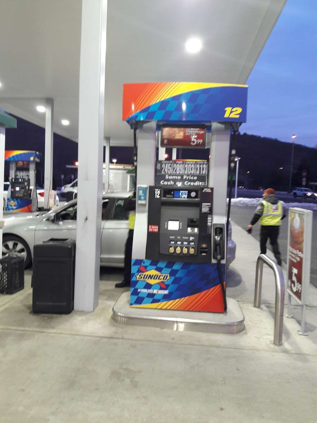 BP Gas Station | 144 NJ-17, Mahwah, NJ 07430