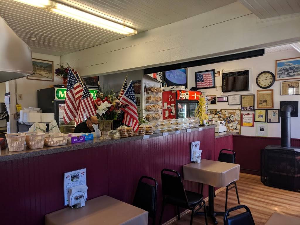 Marthas Restaurant | 153 Lafayette Rd, Hampton Falls, NH 03844 | Phone: (603) 929-5092