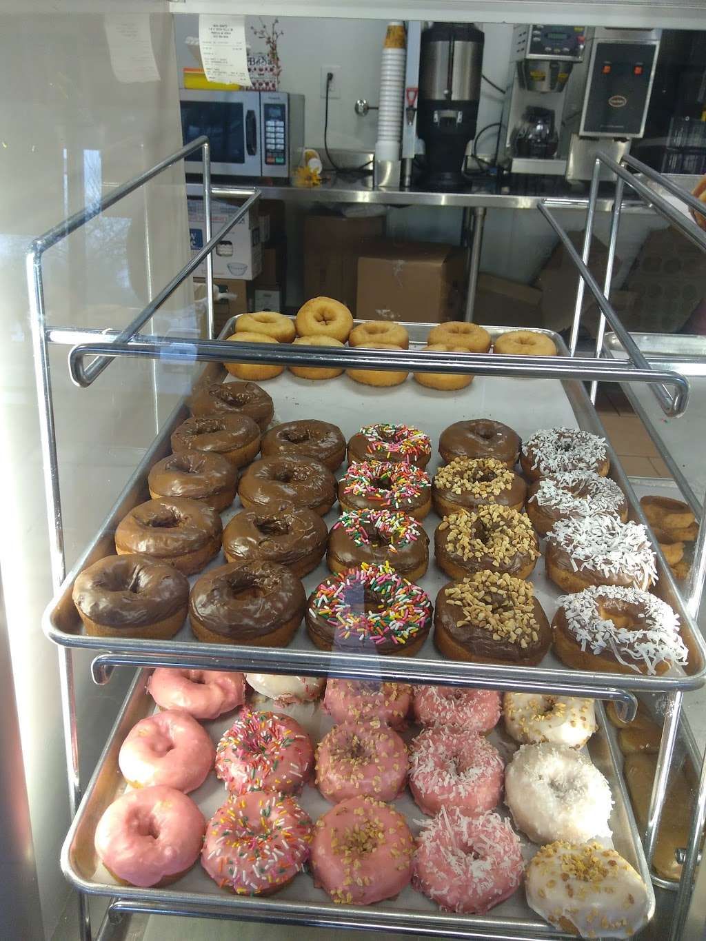 Bosa Donuts | 710 E Union Hills Dr, Phoenix, AZ 85024, USA | Phone: (623) 388-6656